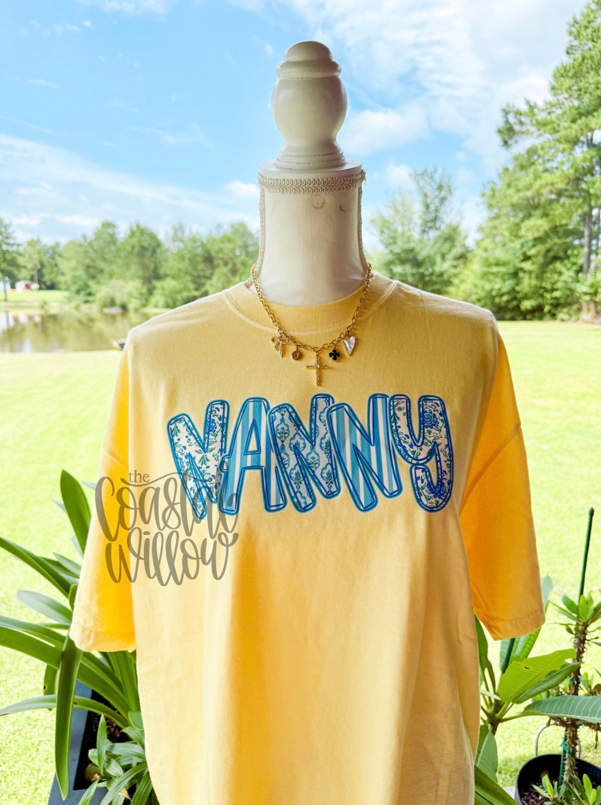 Nanny Tee! 💛